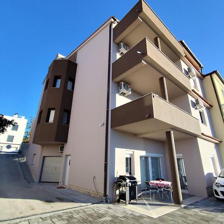 Villa Twins Markovic Pula Exteriör bild