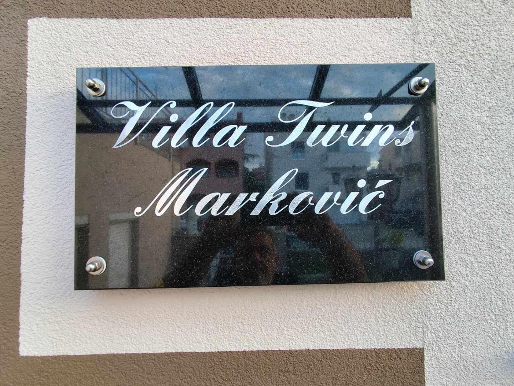 Villa Twins Markovic Pula Exteriör bild